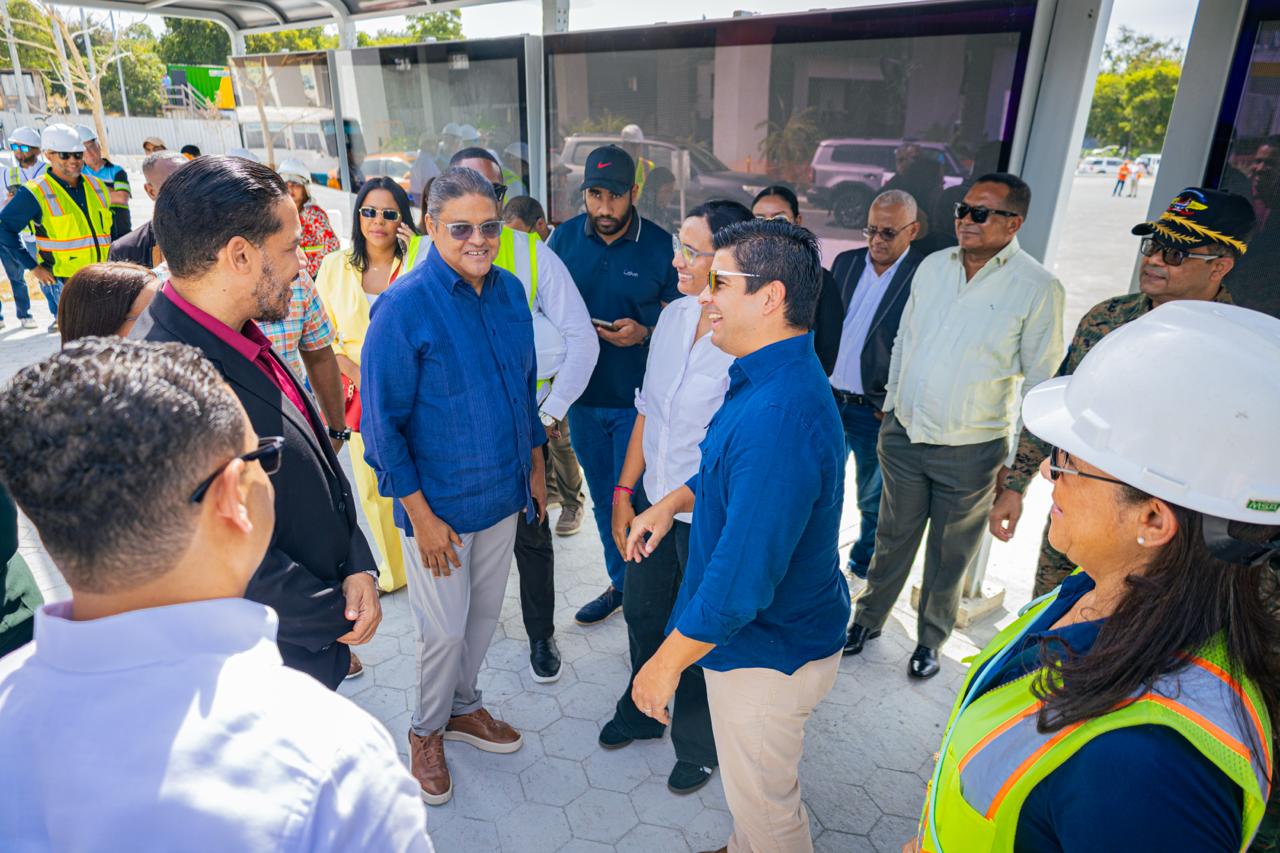 Director del INTRANT realiza recorrido técnico en el KM9 junto al Director de la EMT